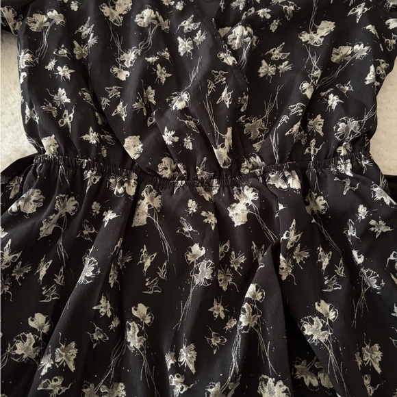 NWT Disturbia Black and White Floral Wrap Long Sleeve Dress - Picture 8 of 11
